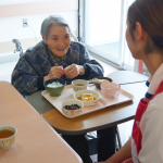 とっさか　食事